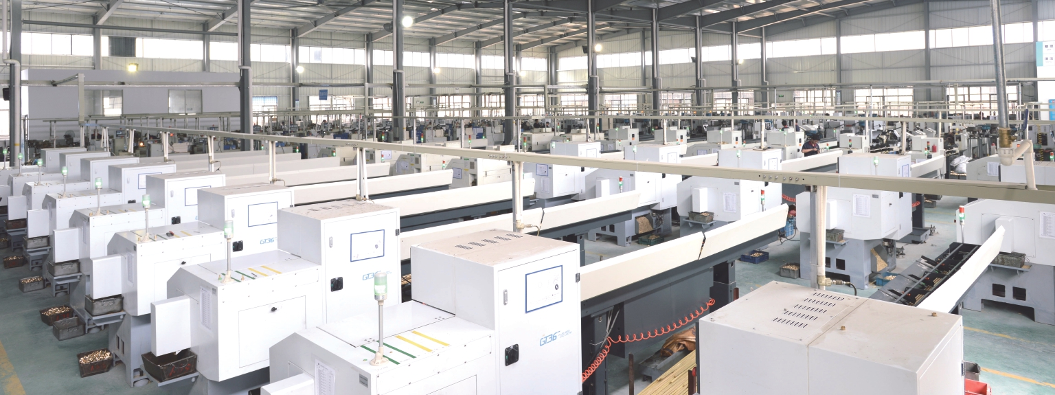 Rows of production machines in the Sinppa workshop shown in the company catalogue